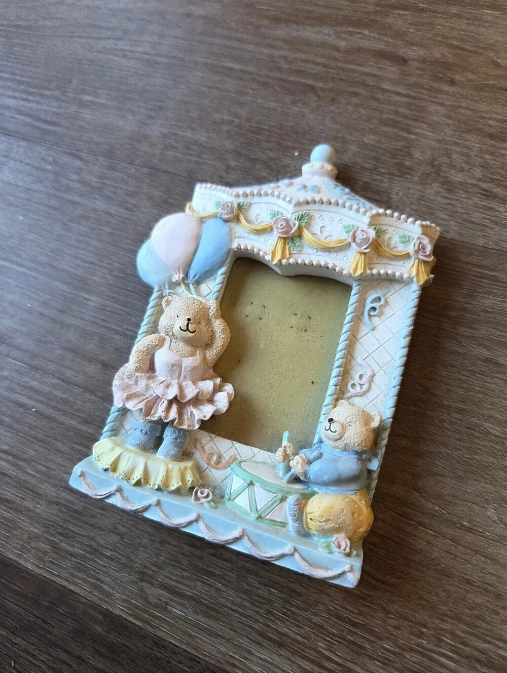 Vintage Bears & Balloon Nursery Baby Picture Frame Resin Ceramic 